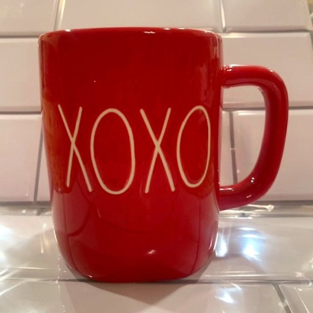 Rae Dunn, "XOXO" mug